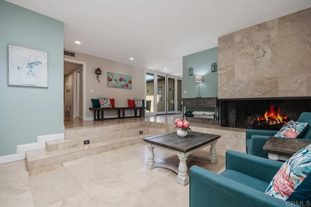 7234 Estrella De Mar Road, Carlsbad, California 92009 home-pic-7